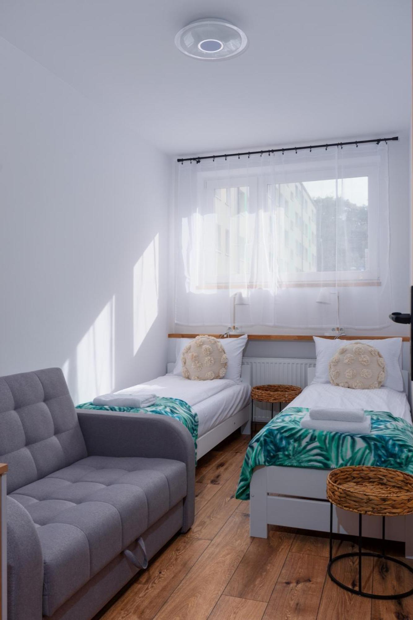 Termy Cieplice Apartment イェレニャ・グーラ エクステリア 写真